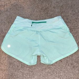 Lululemon Green Polka Dot Shorts Size 4